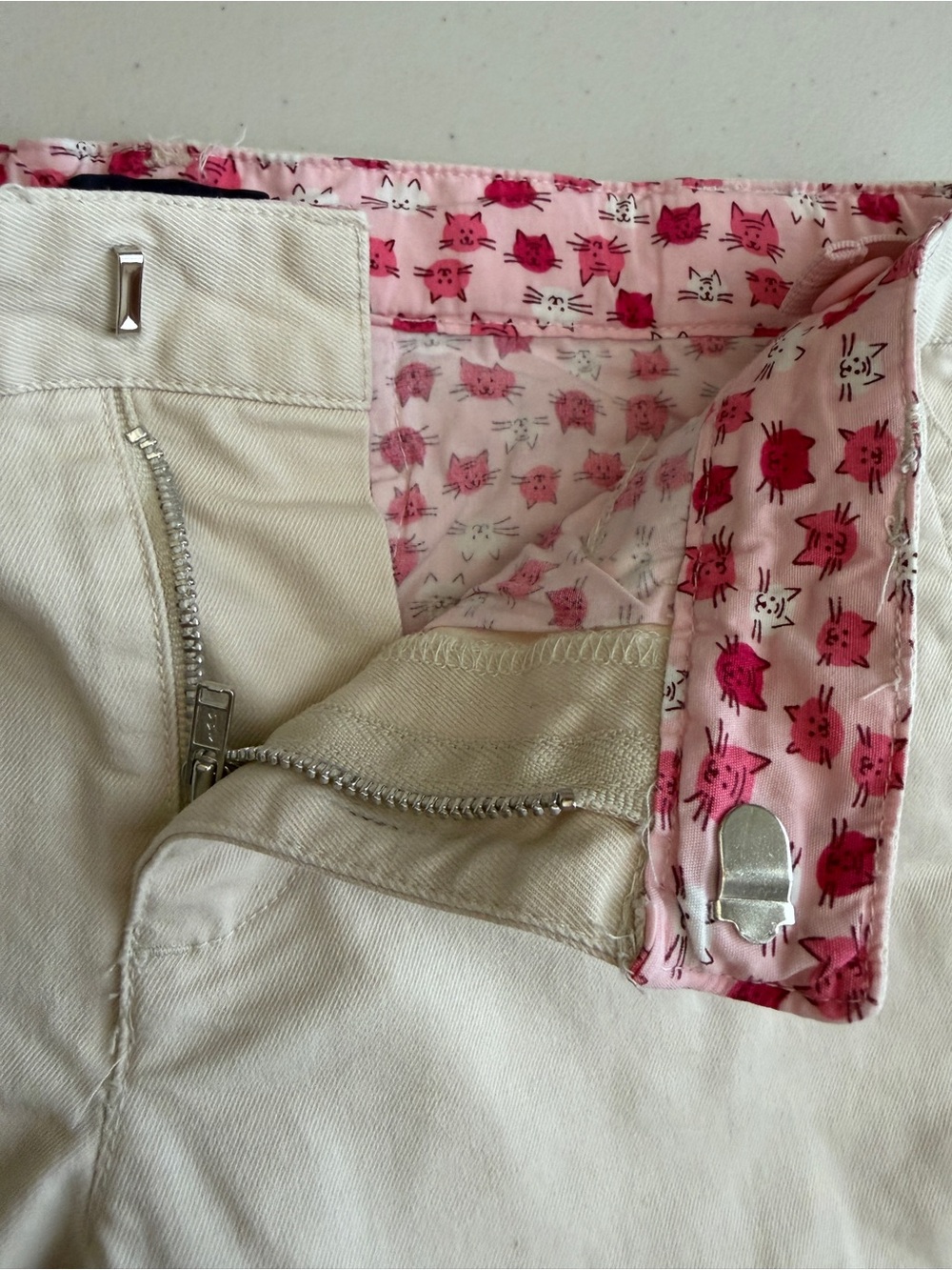 🩷❤️🐈‍⬛🐞GAP KIDS Khaki Stretch Chinos Uniform